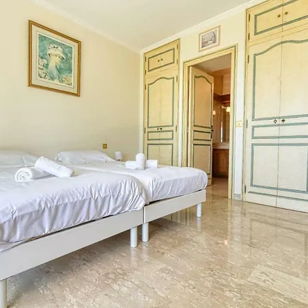 Apartment Nice Sea View Pool Parking 1mn Walk From Beach
